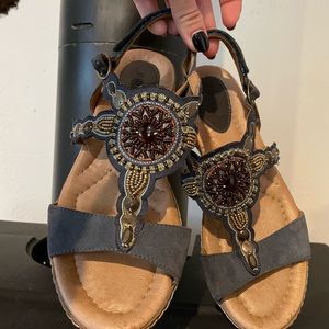 Earth brand sandals size 7. Moroccan blue with yellow and Garnet colored beads.